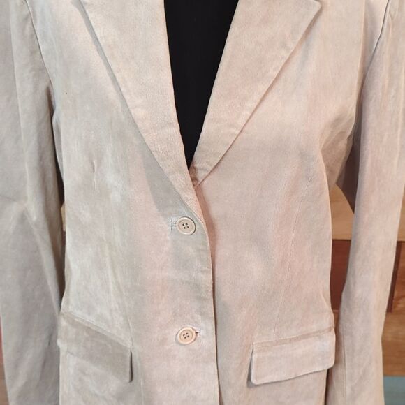 Size 16 leather jacket. Metro style - Picture 2 of 4